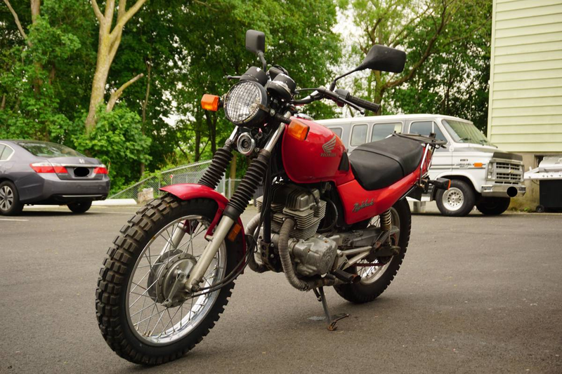 Illustration for article titled At $1,600, Could This 1994 Honda CB250 Nighthawk Make You Ready for a new Adventure?